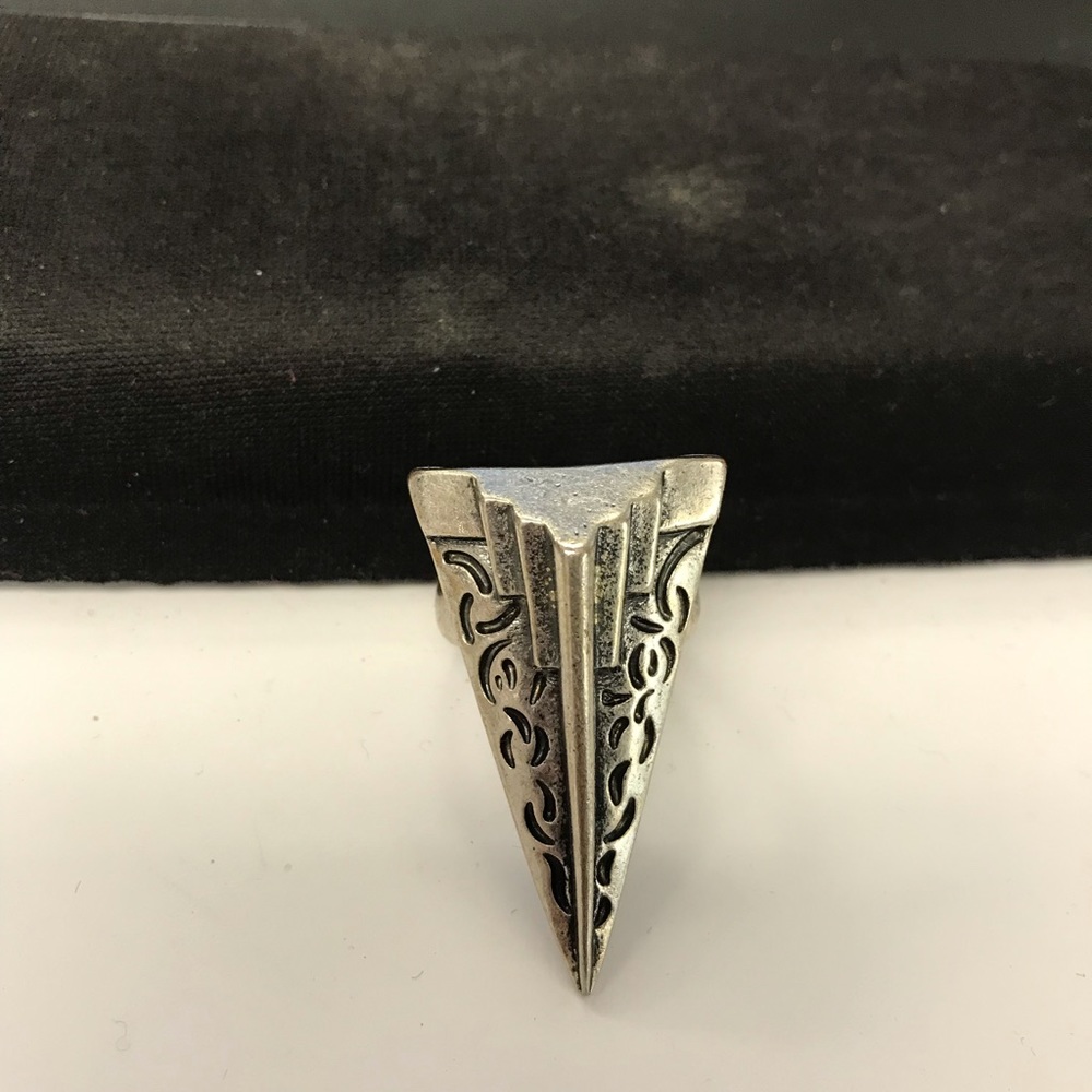 Boho Triangular Intricate Design Ring - Picture 4 of 7
